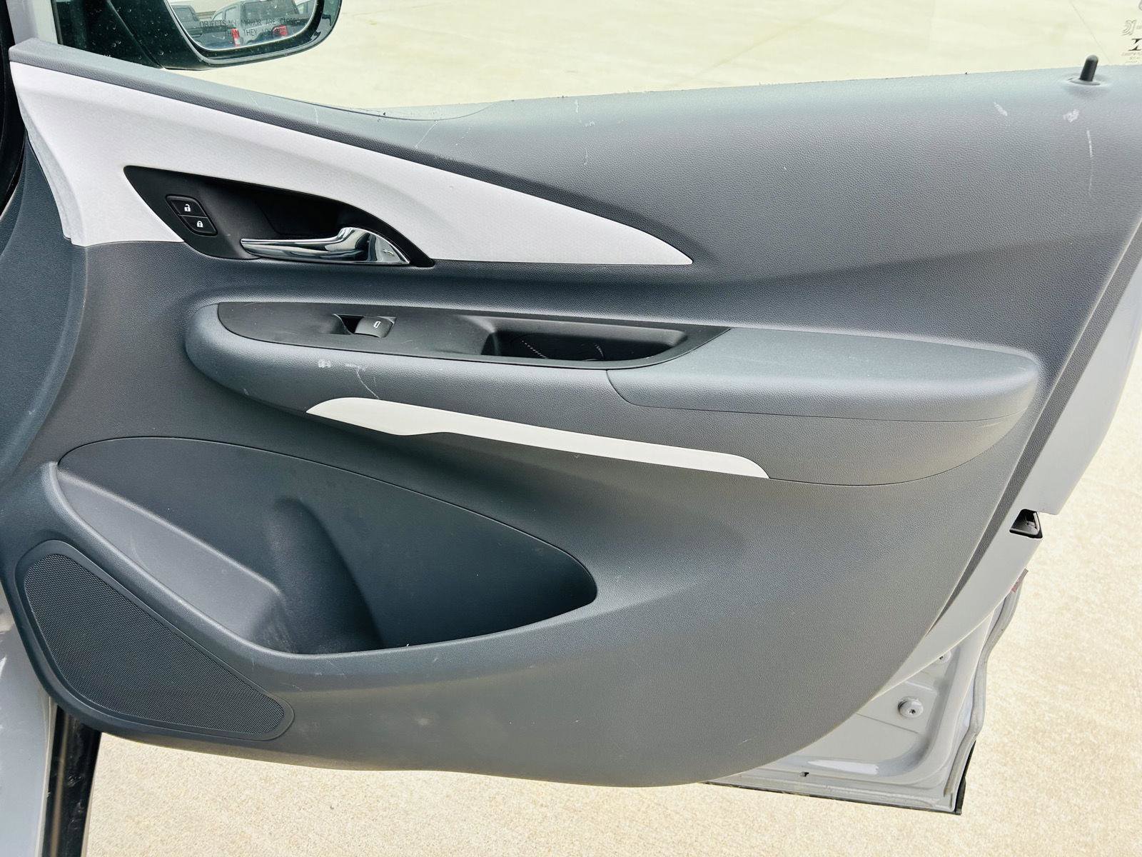 Used 2019 Chevrolet Bolt LT image 28