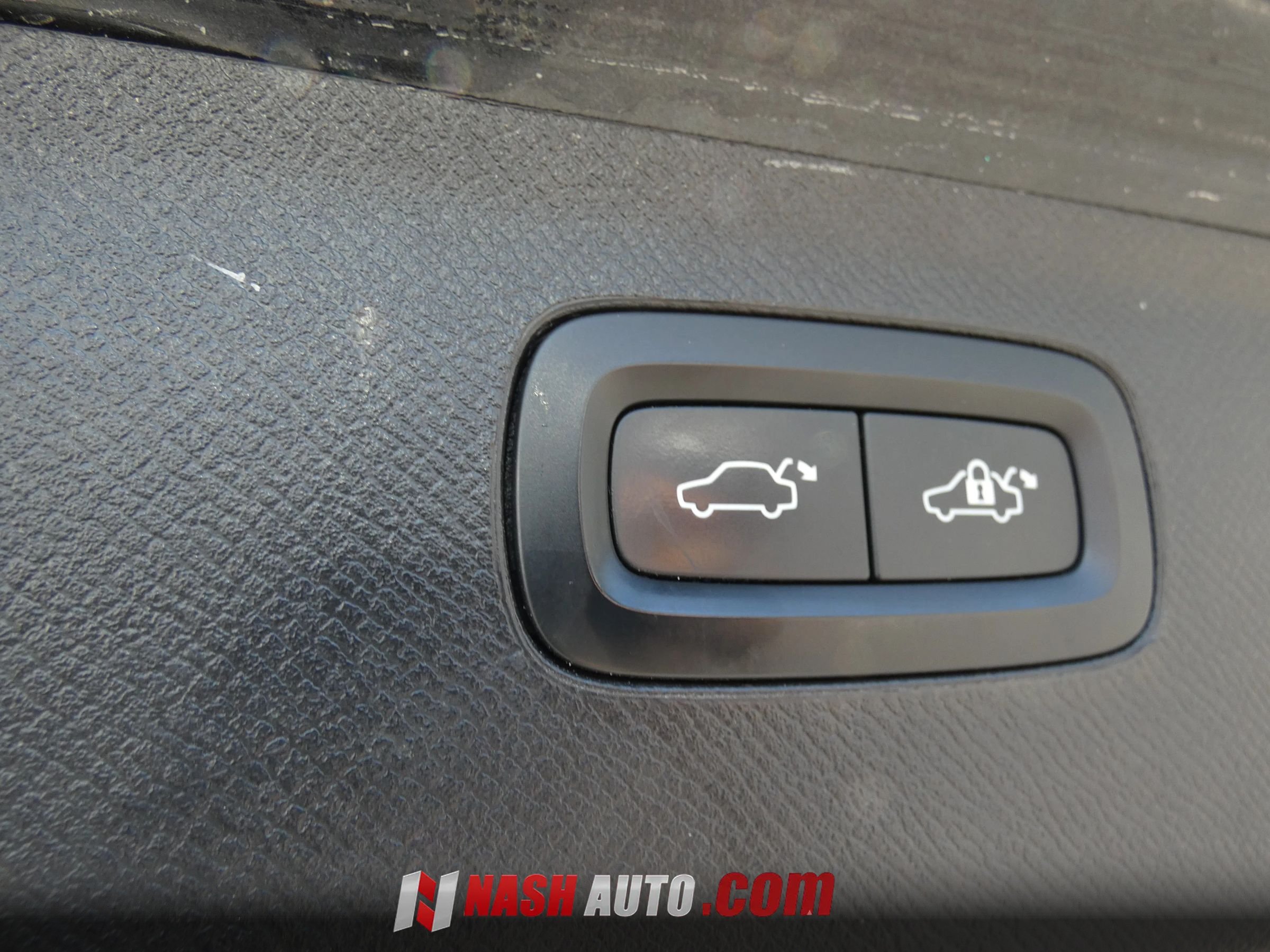 Used 2022 Volvo XC90 T5 Momentum w/ Climate Package AWD/4WD image 75