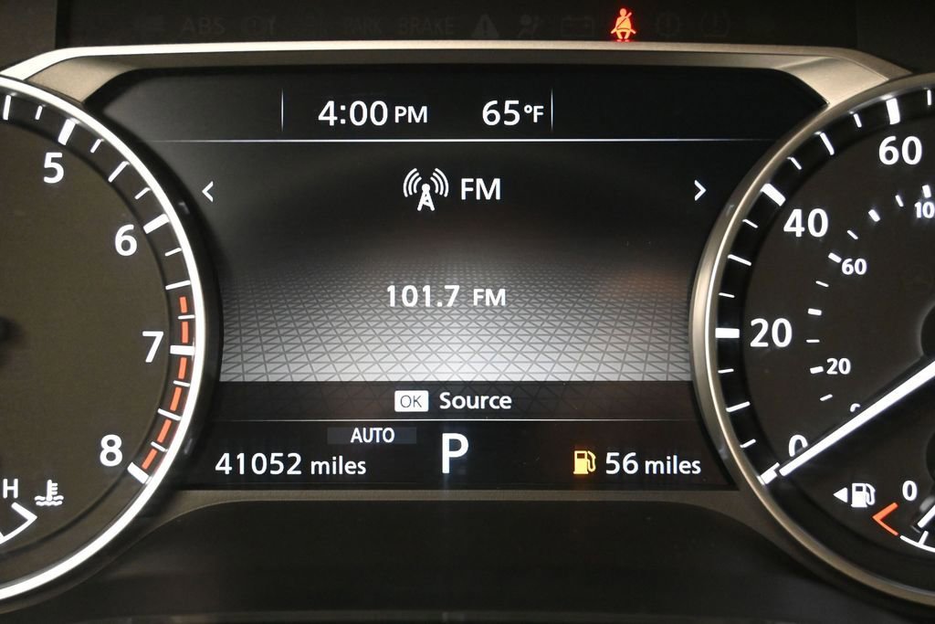 Used 2025 Nissan Pathfinder SV AWD/4WD image 13