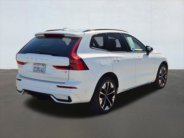 Used 2026 Volvo XC60 T8 Plus w/ Climate Package PRO AWD/4WD image 5