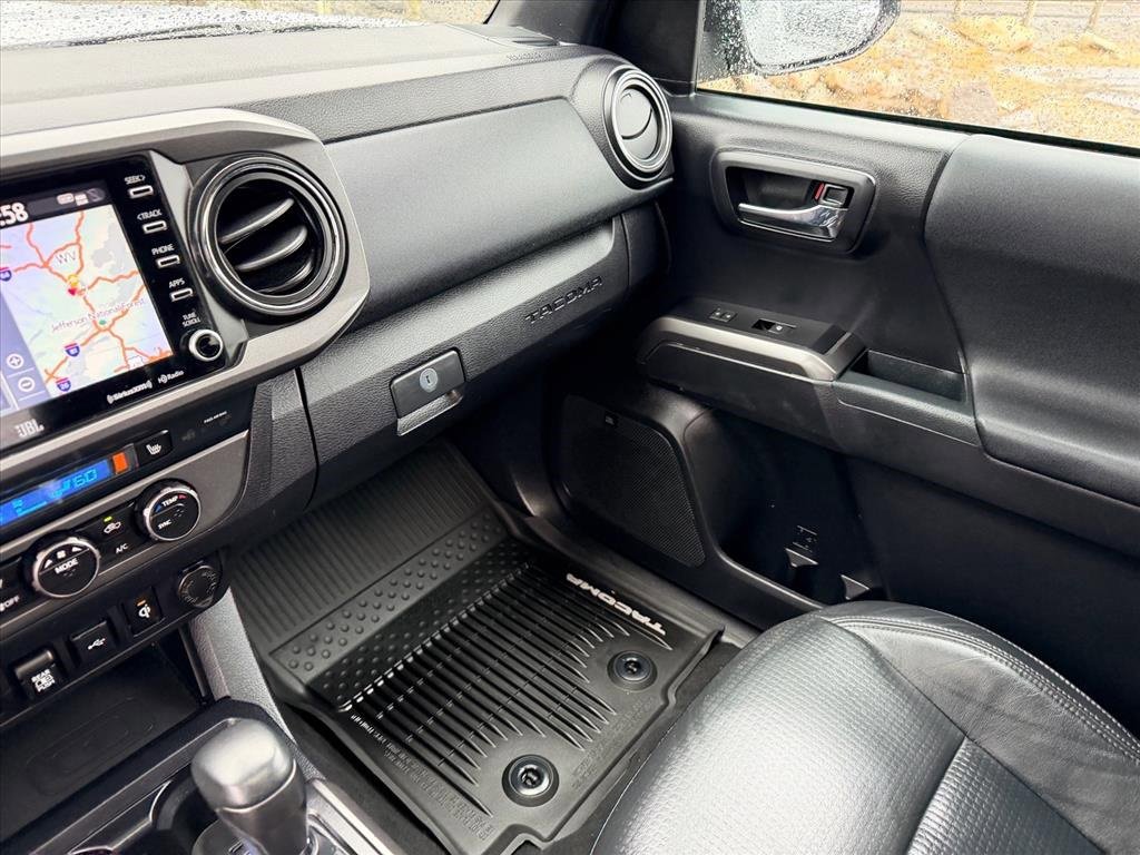 Used 2020 Toyota Tacoma TRD Sport w/ TRD Premium Sport Package image 13