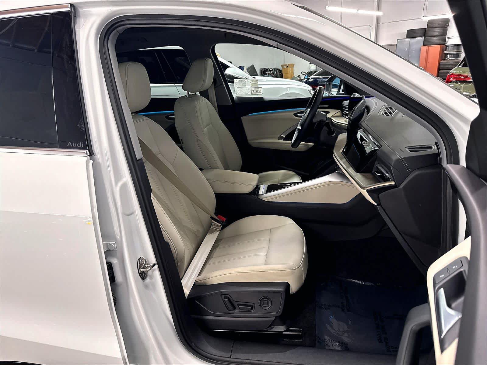 Used 2025 Audi Q5 Premium Plus AWD/4WD image 10