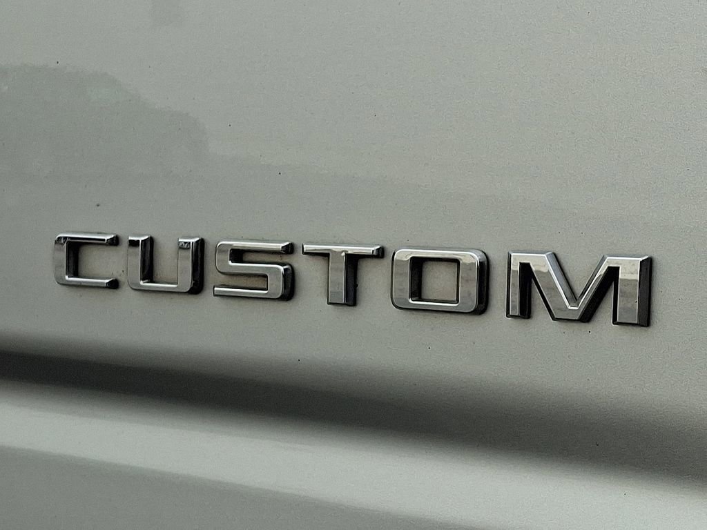 Used 2020 Chevrolet Silverado 1500 Custom w/ Custom Value Package image 29