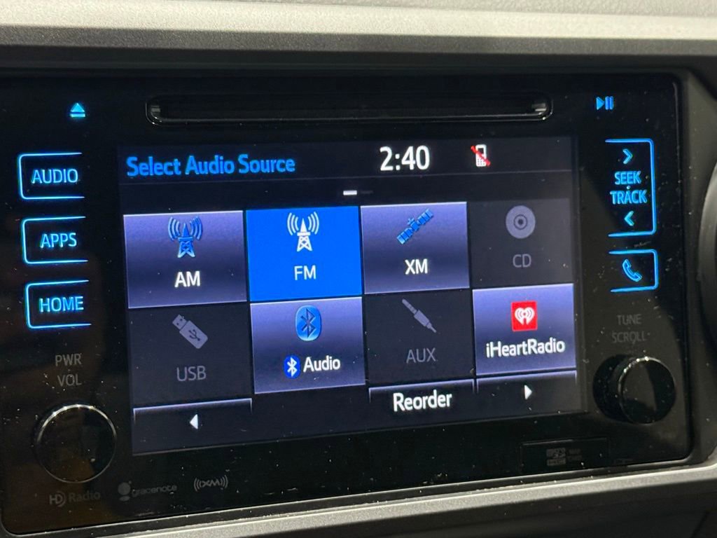 Used 2018 Toyota Tacoma TRD Sport image 32