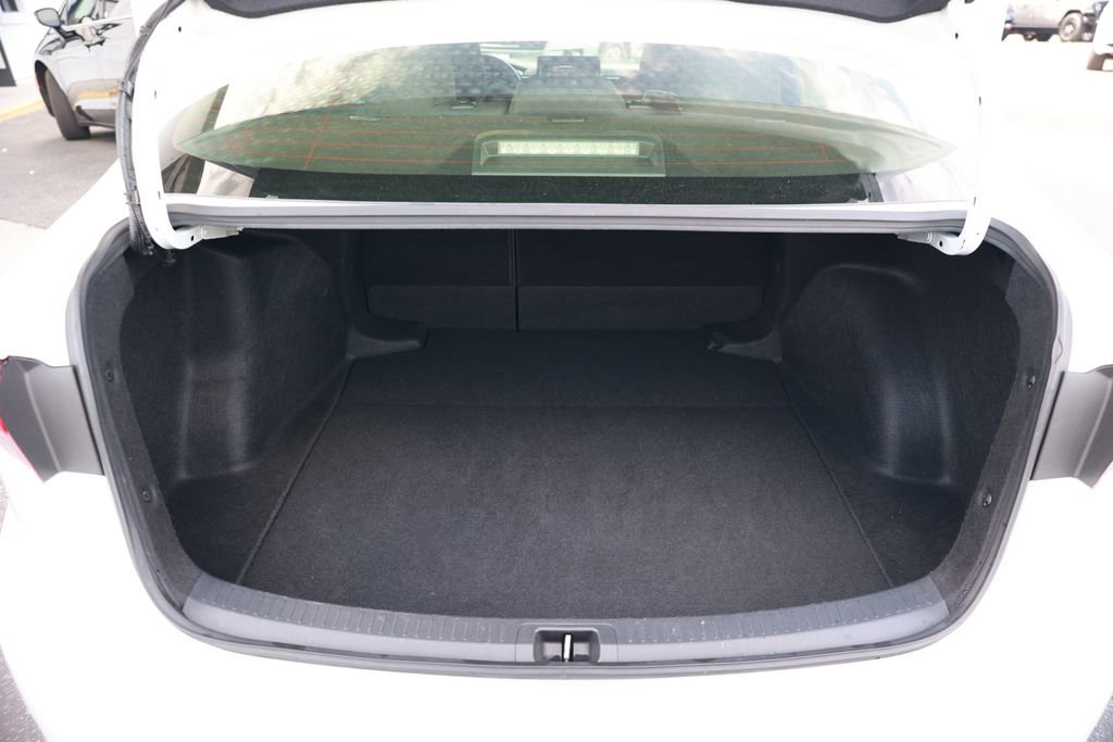 Used 2024 Toyota Corolla SE FWD image 35
