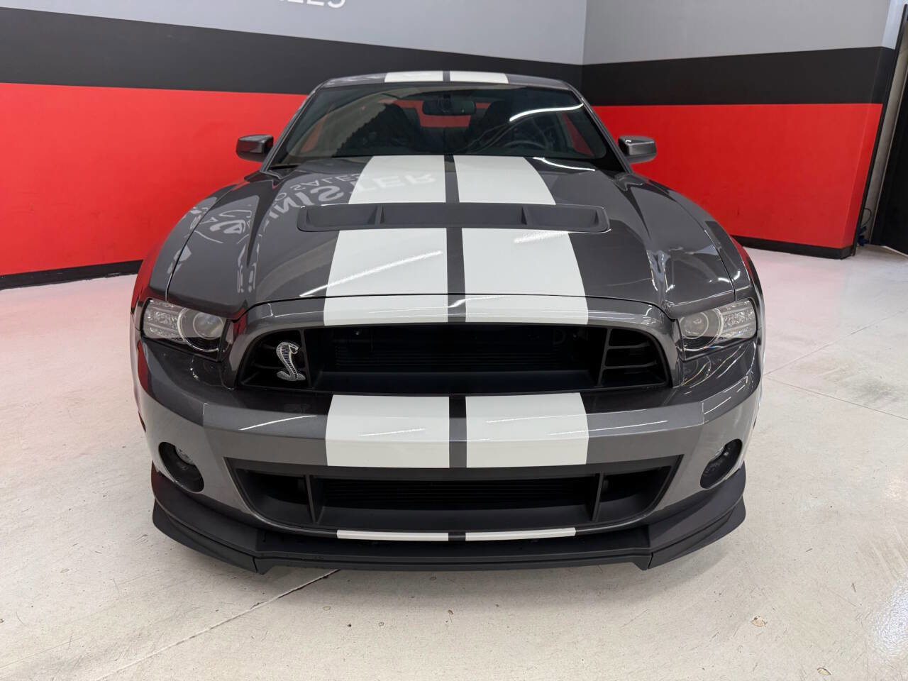 Used 2013 Ford Mustang Shelby GT500 RWD image 3