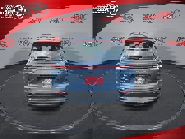 New 2025 Toyota Crown Signia image 7