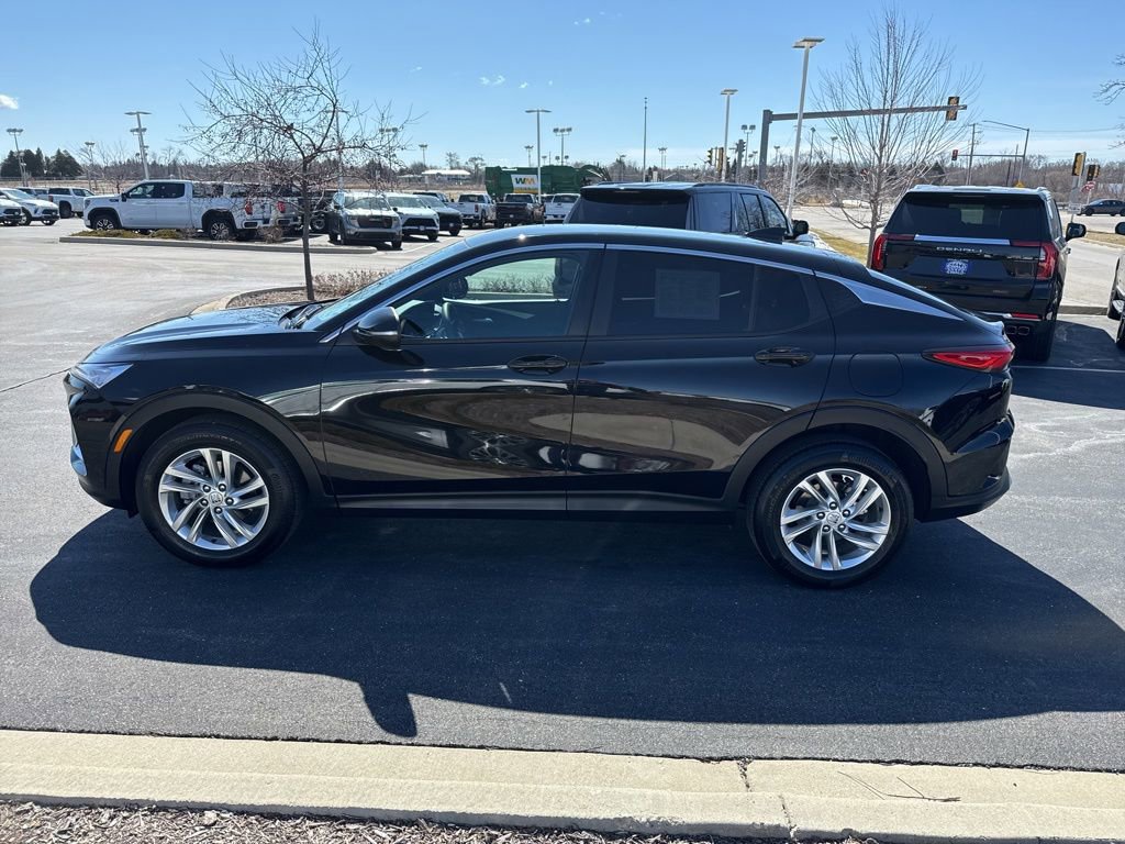 Certified 2025 Buick Envista Preferred image 6