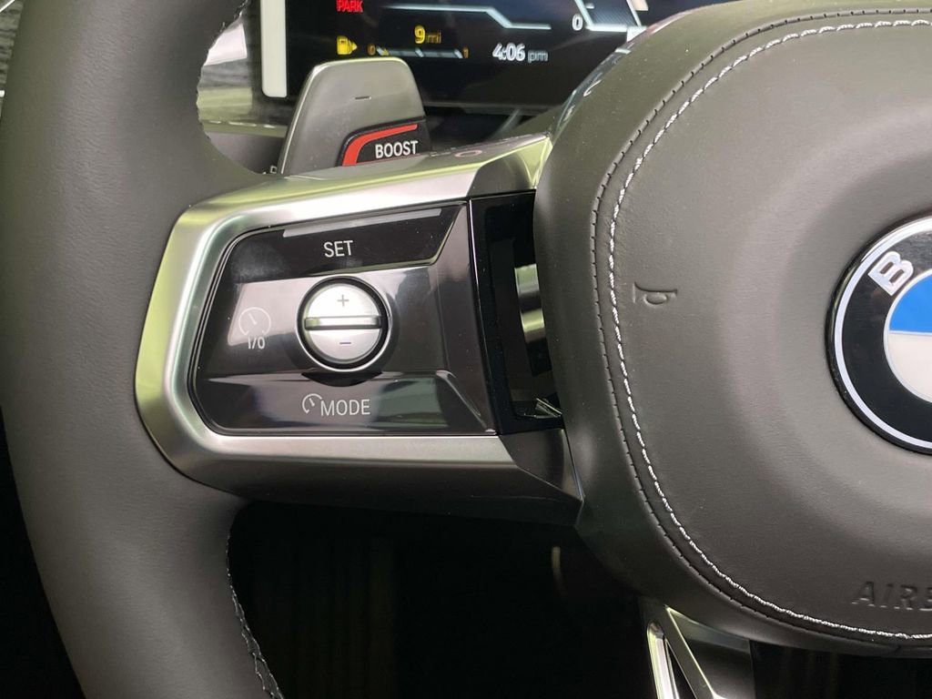 New 2025 BMW 760i xDrive AWD/4WD image 34