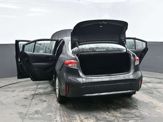 Used 2023 Toyota Corolla LE FWD image 44
