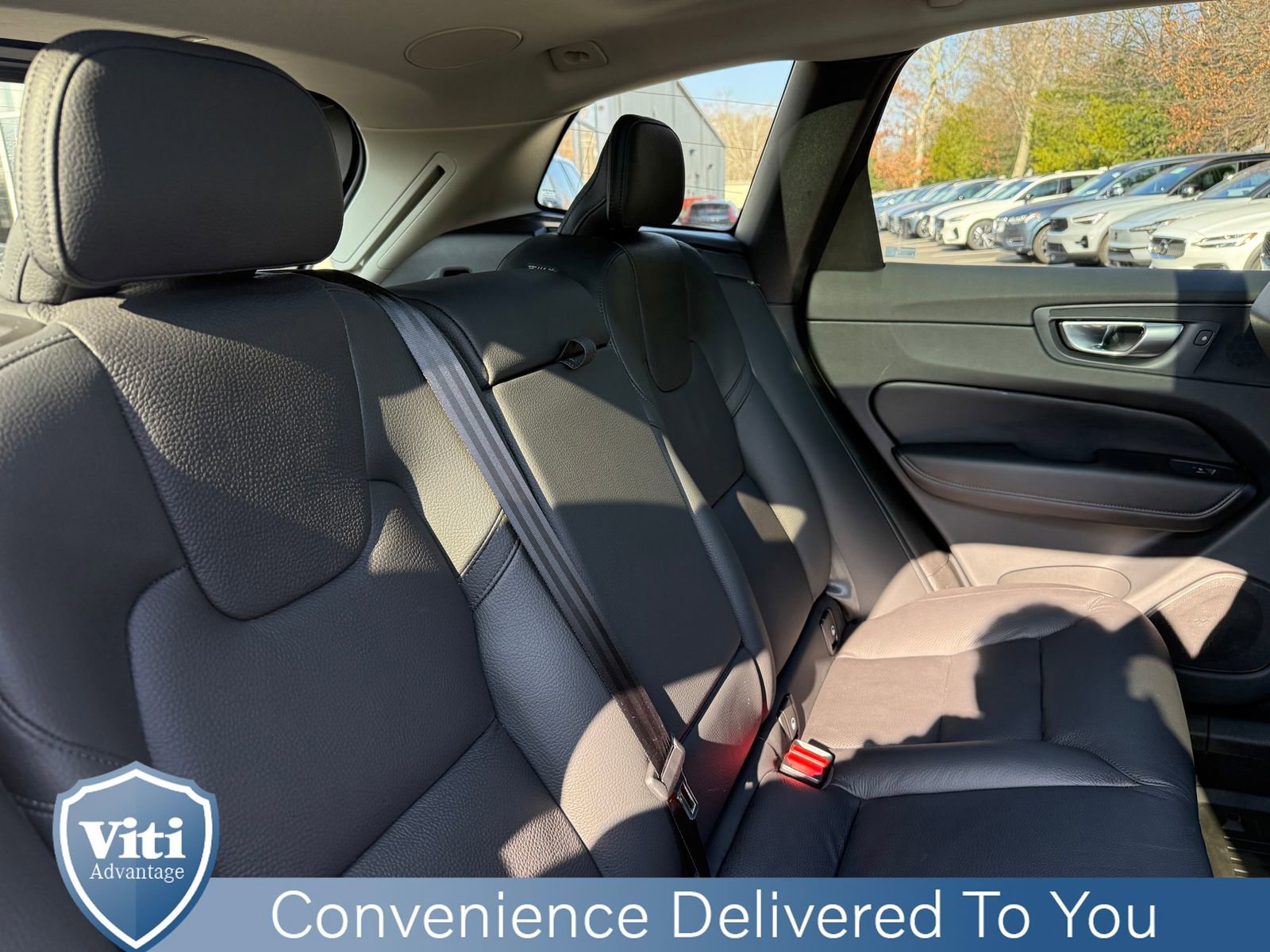 Certified 2023 Volvo XC60 B5 Plus w/ Climate Package AWD/4WD image 28