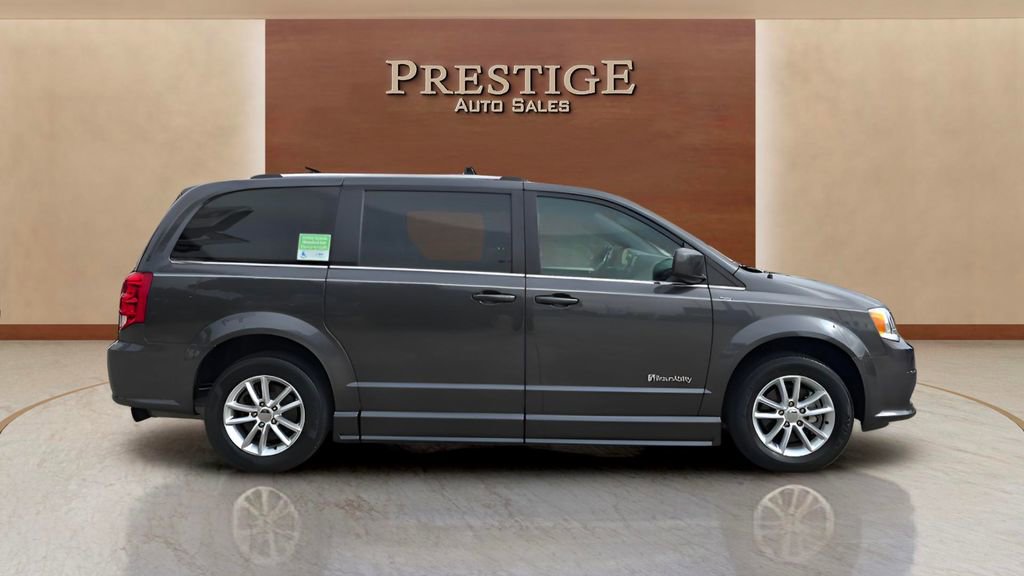 Used 2020 Dodge Grand Caravan SXT image 35