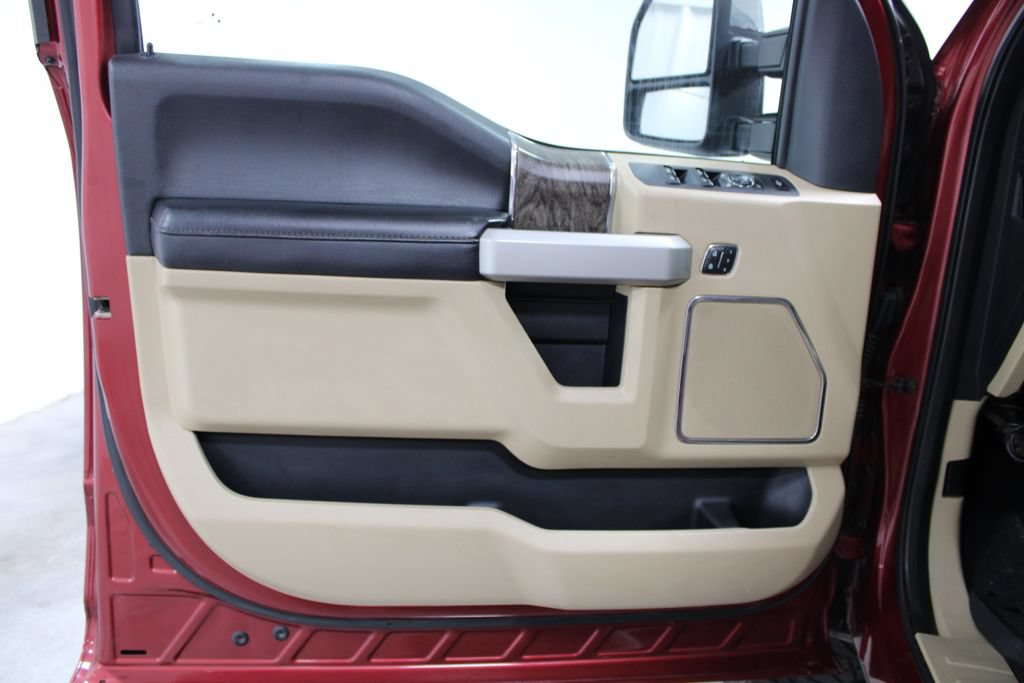 Used 2019 Ford F250 Lariat w/ Lariat Ultimate Package AWD/4WD image 22