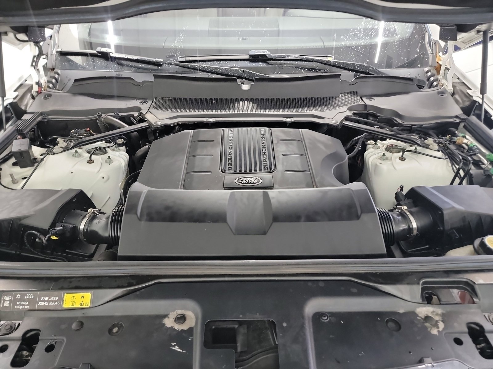 Used 2019 Land Rover Discovery HSE AWD/4WD image 25