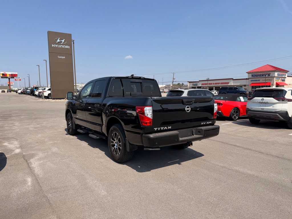 Certified 2024 Nissan Titan SV w/ SV Convenience Package image 5