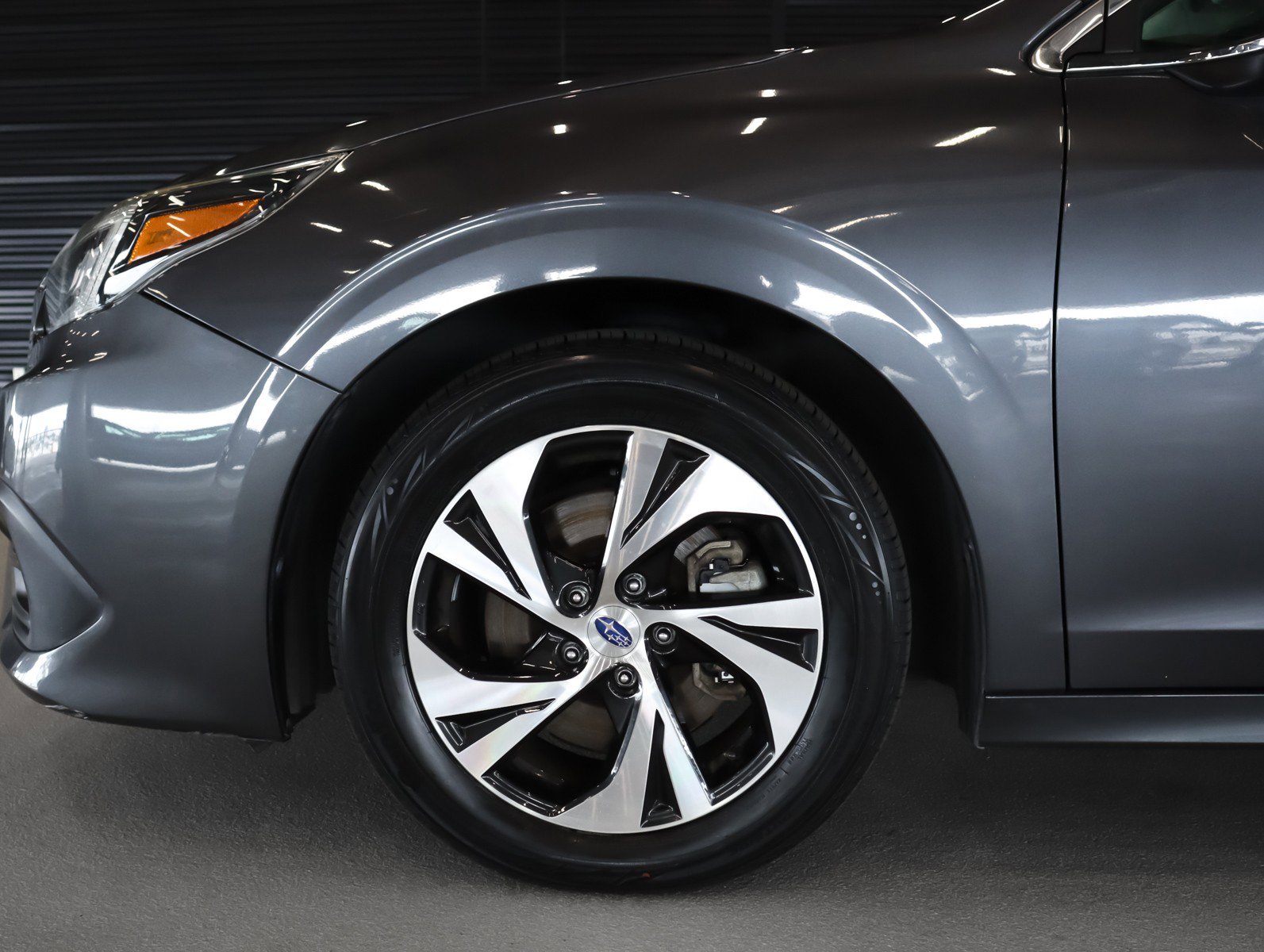 Used 2021 Subaru Legacy Premium AWD/4WD image 4