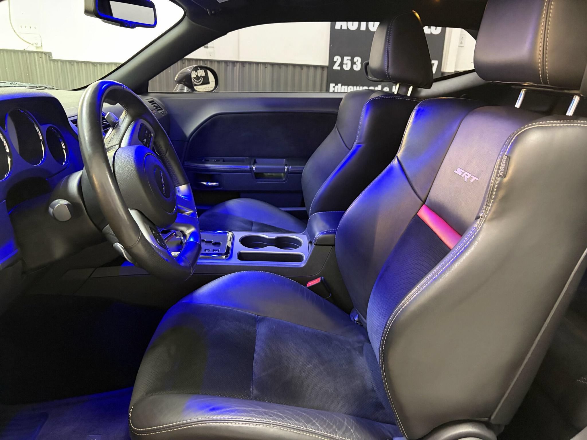 Used 2013 Dodge Challenger SRT8 w/ Harman Kardon Audio Group RWD image 18
