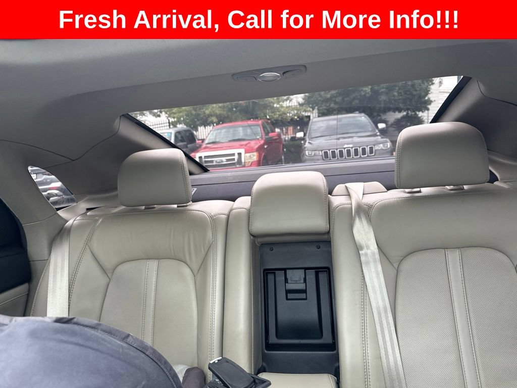 Used 2017 Lincoln MKZ Reserve w/ Technology Package FWD image 9
