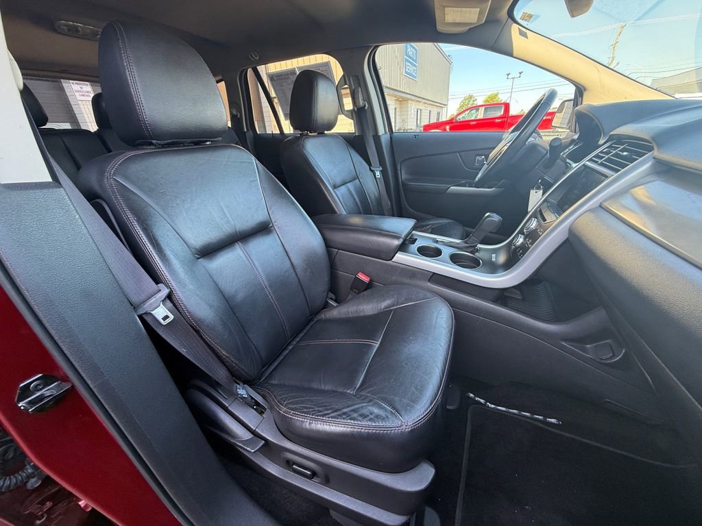 Used 2013 Ford Edge SEL FWD image 30