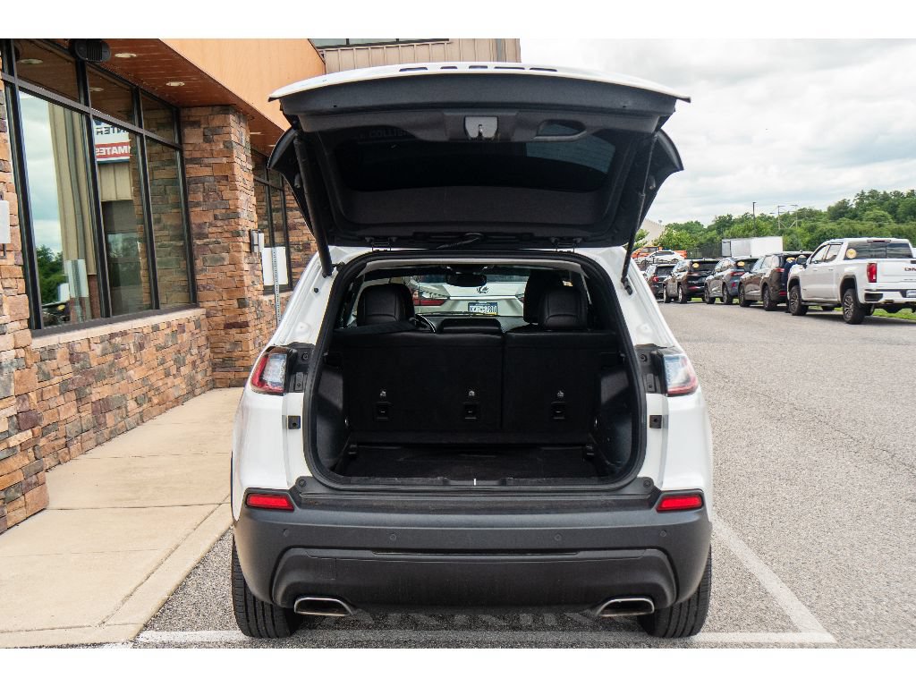 Used 2021 Jeep Cherokee Latitude Lux w/ Comfort/Convenience Group AWD/4WD image 29