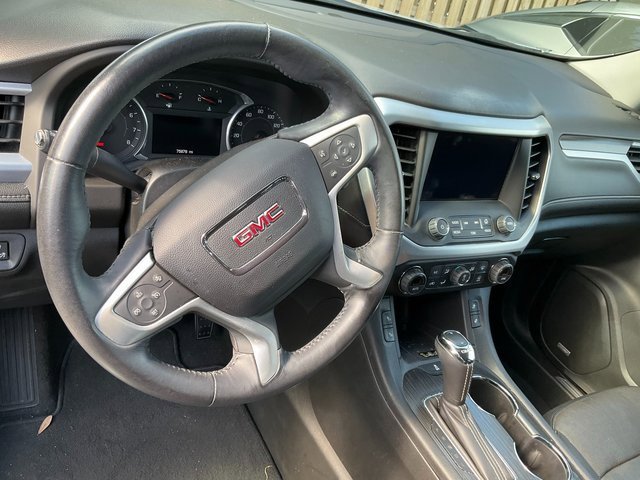 Used 2017 GMC Acadia SLT w/ LPO, Cargo Package image 10