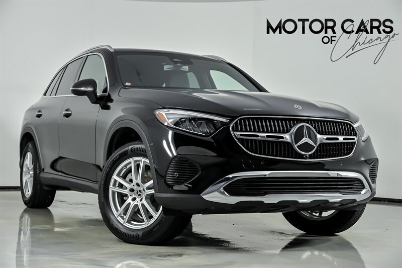 Used 2023 Mercedes-Benz GLC 300 4MATIC image 1