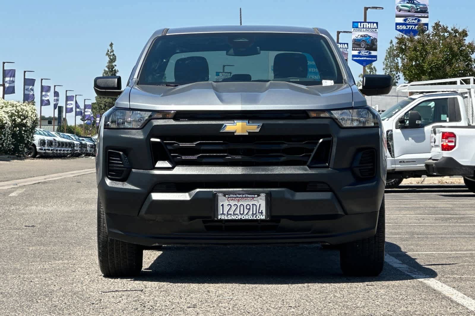 Used 2024 Chevrolet Colorado W/T RWD image 10