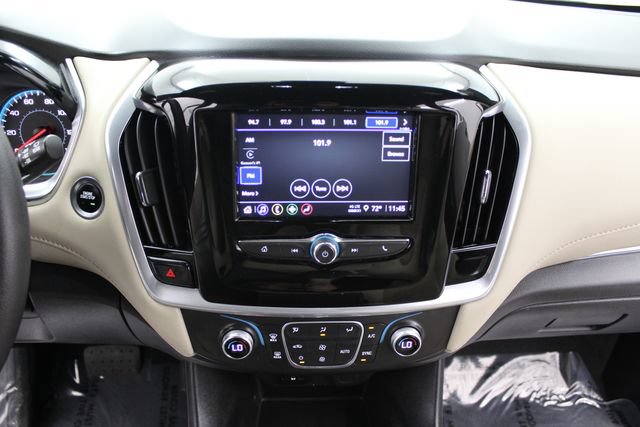 Used 2022 Chevrolet Traverse LS FWD image 27