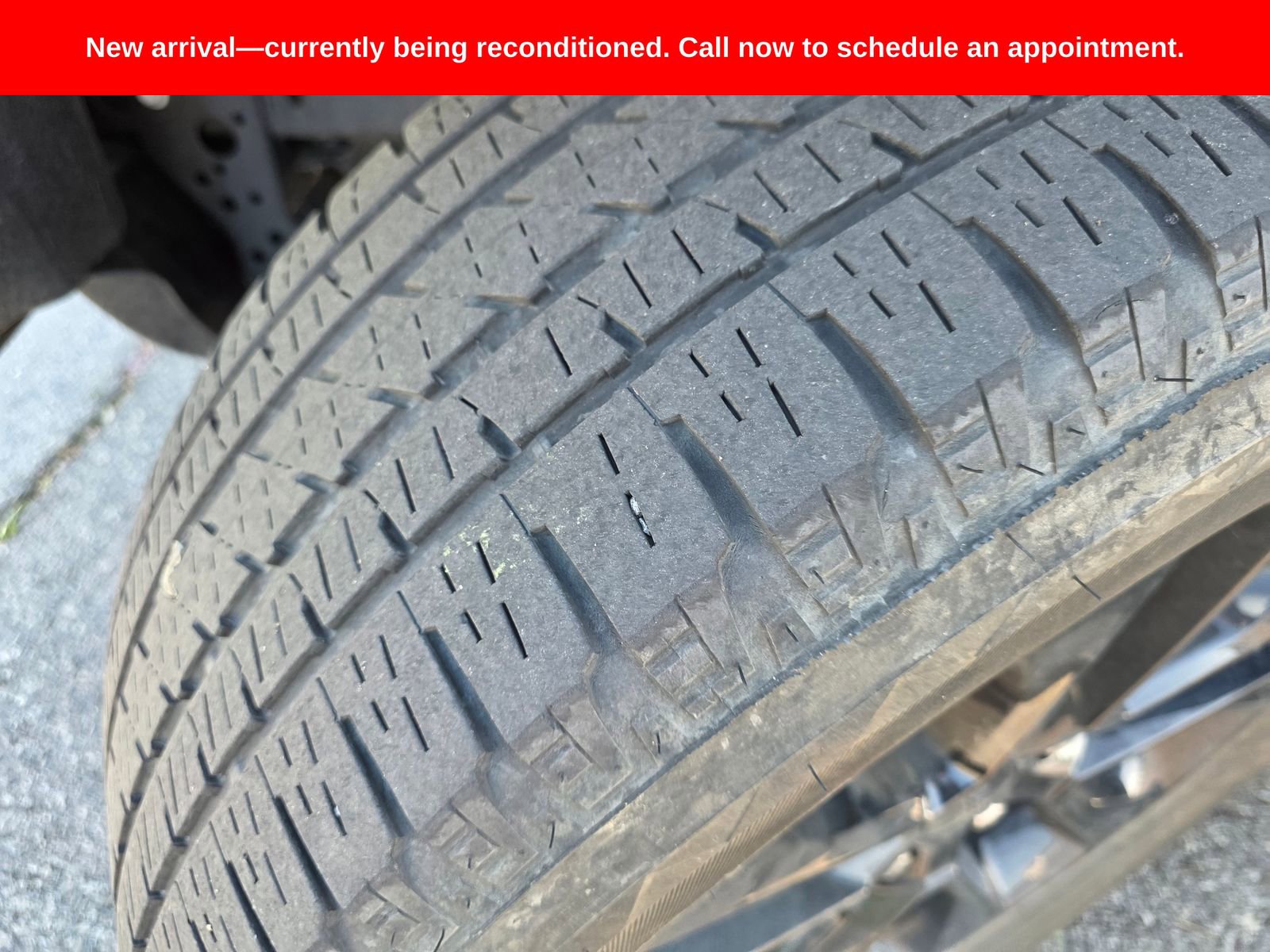 Used 2022 Jeep Wrangler Unlimited Sahara w/ Cold Weather Group AWD/4WD image 9