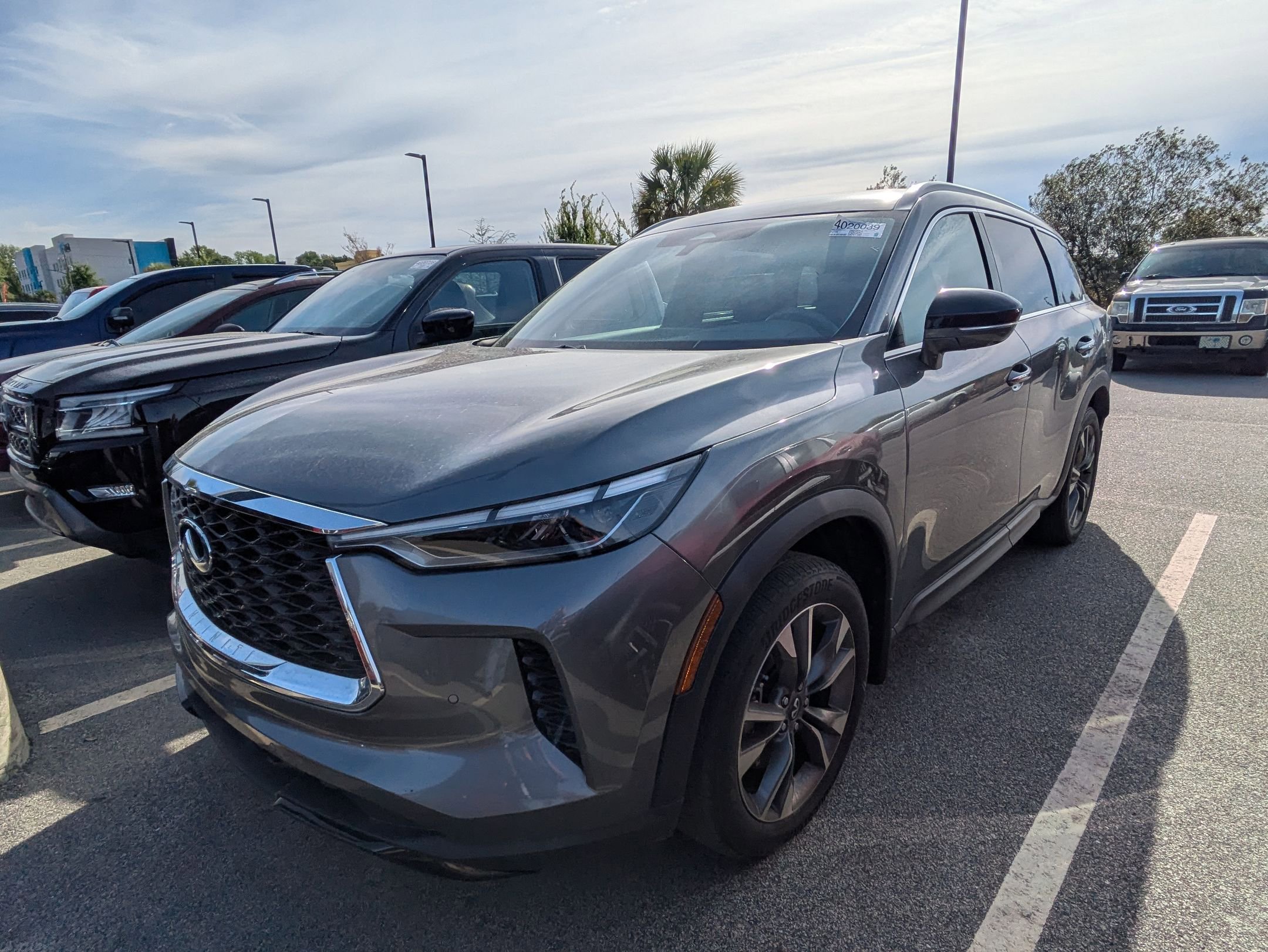 Used 2023 INFINITI QX60 Luxe w/ Cargo Package image 4