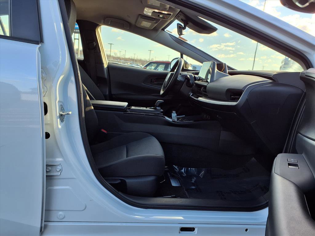 Used 2025 Toyota Prius Limited image 23