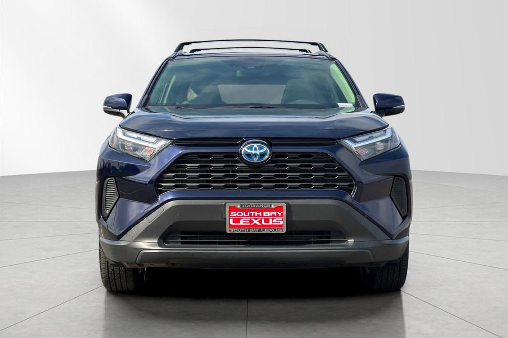 Used 2024 Toyota RAV4 XLE w/ Convenience Package AWD/4WD image 9