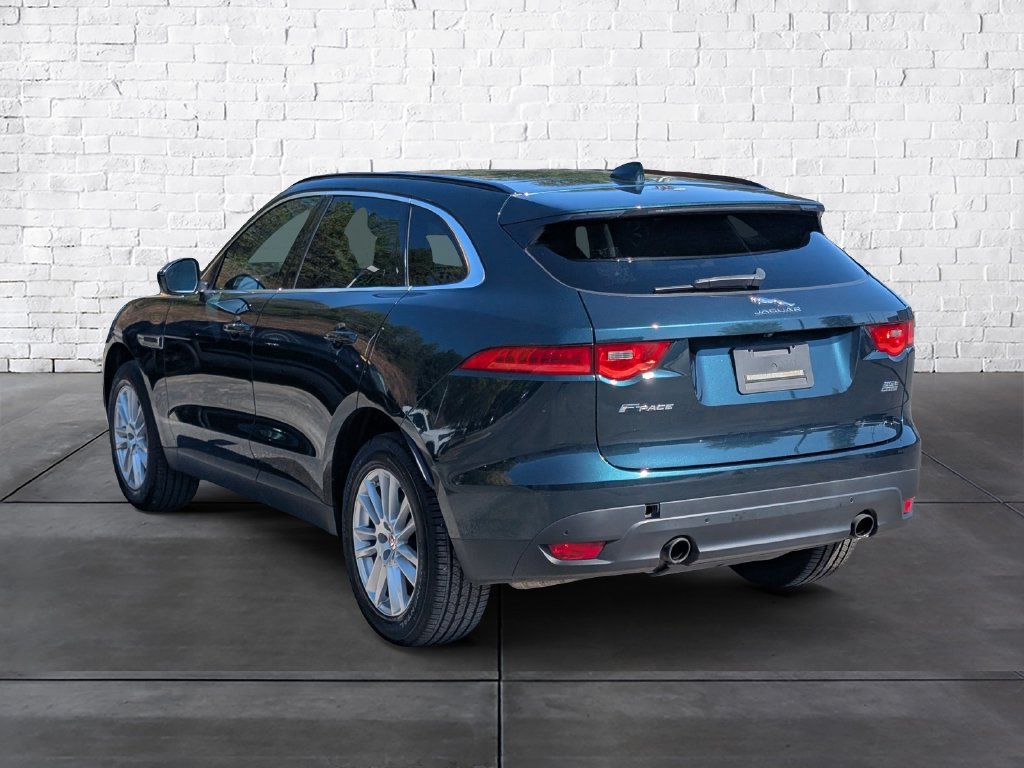 Used 2017 Jaguar F-PACE Prestige AWD/4WD image 5