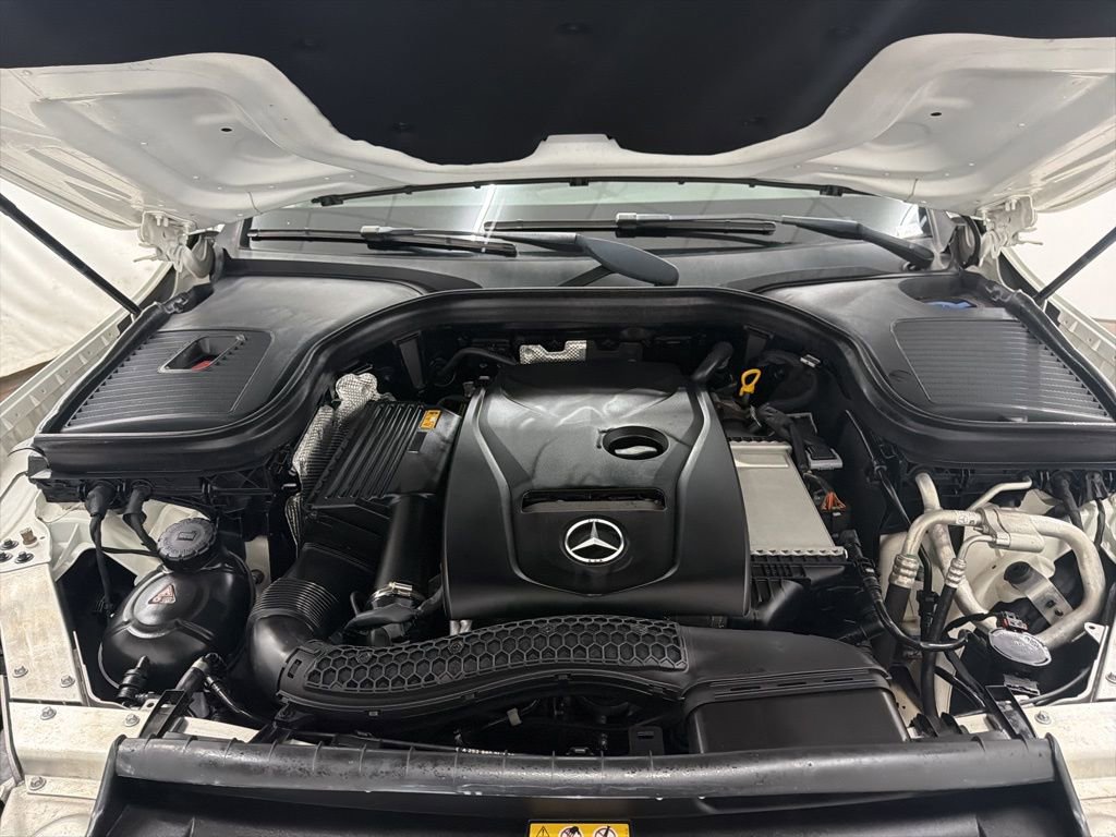 Certified 2018 Mercedes-Benz GLC 300 4MATIC image 31