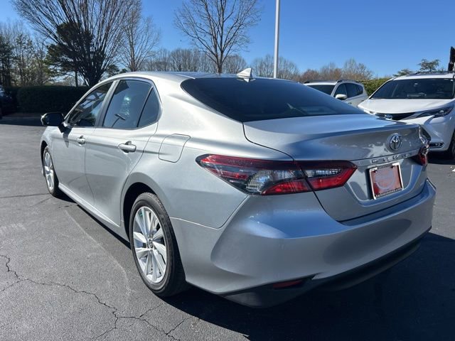 Used 2024 Toyota Camry LE image 7