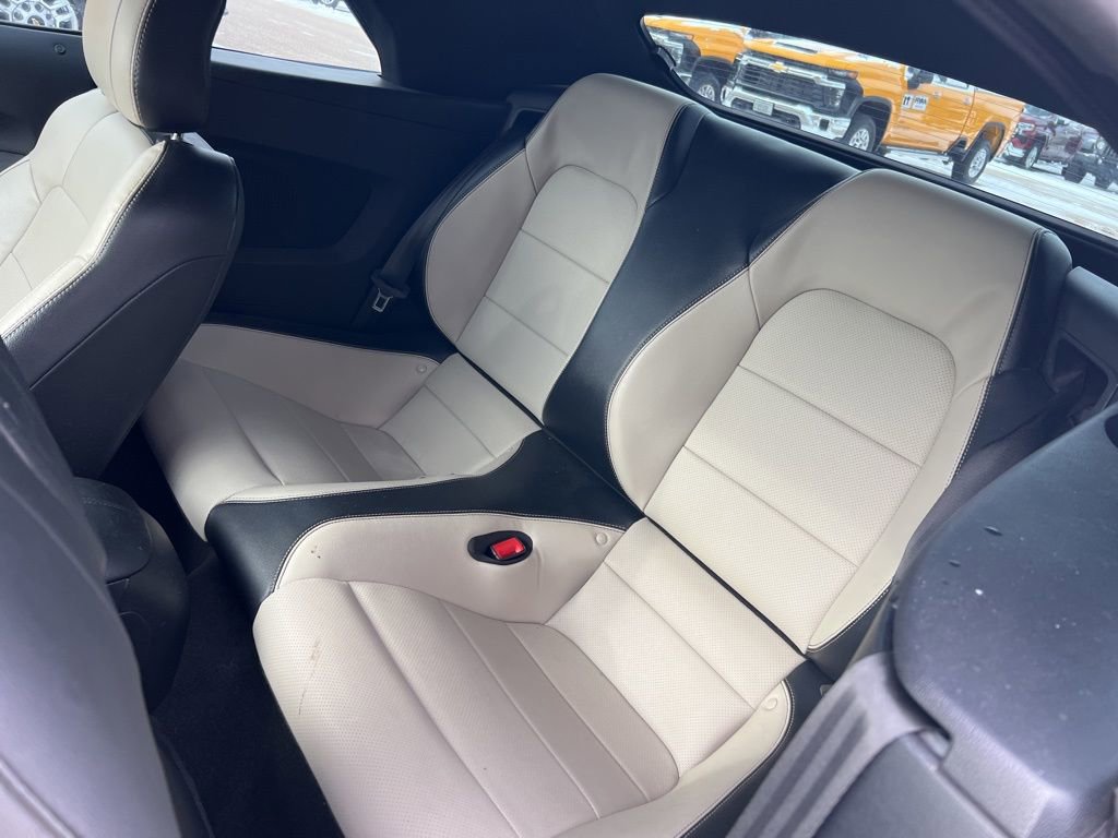 Used 2018 Ford Mustang GT Premium image 29