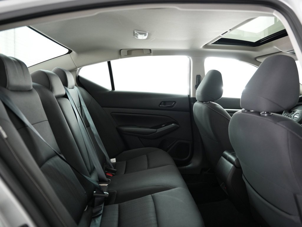 Used 2023 Nissan Altima 2.5 SV w/ SV Premium Package FWD image 36