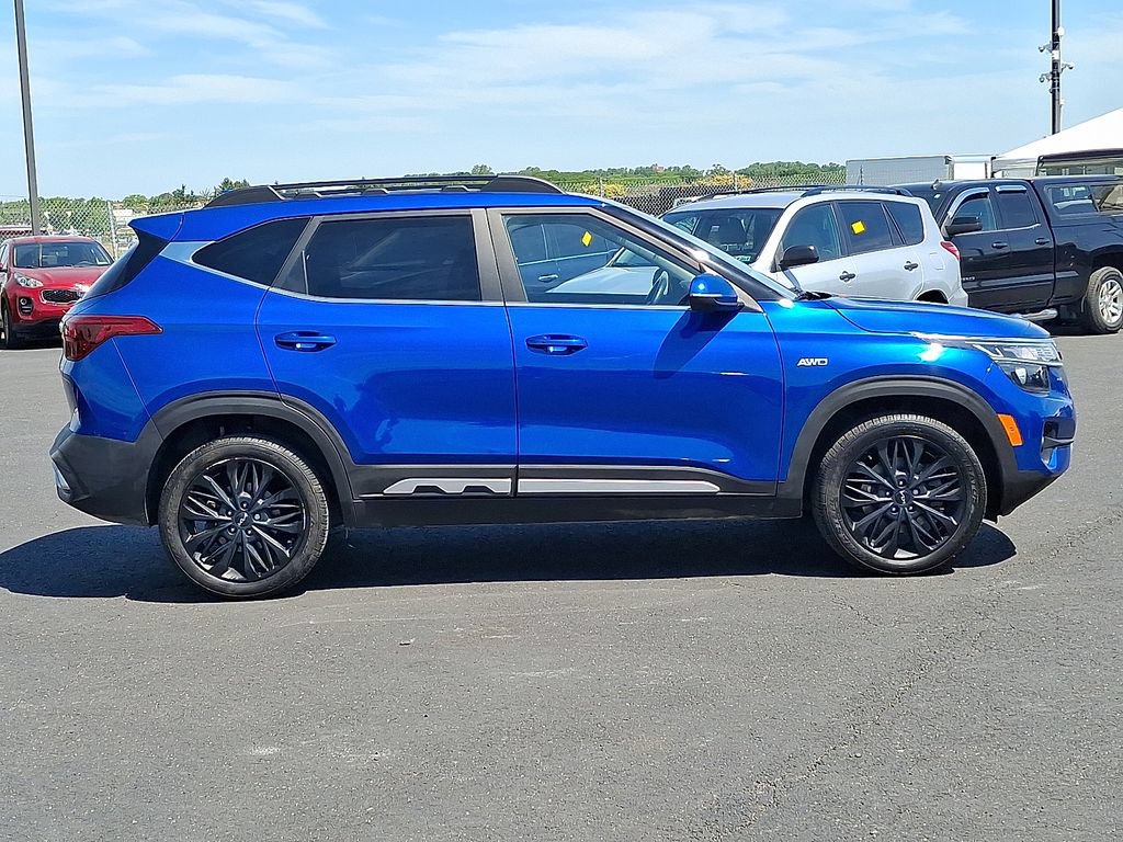 Certified 2023 Kia Seltos Nightfall Edition AWD/4WD image 7