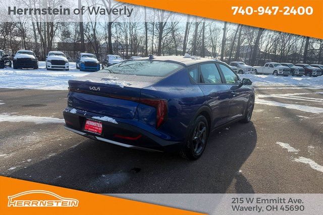 Used 2025 Kia K4 LXS image 30