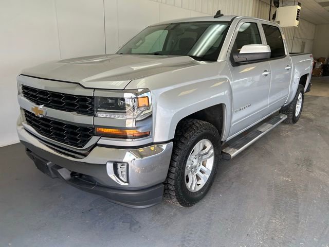 Used 2018 Chevrolet Silverado 1500 LT w/ All Star Edition AWD/4WD image 4