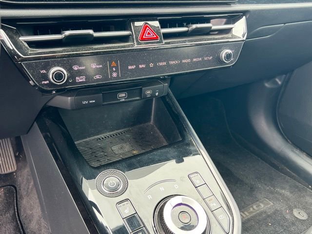 Certified 2025 Kia Niro Wind w/ Wind Preserve Package FWD image 20