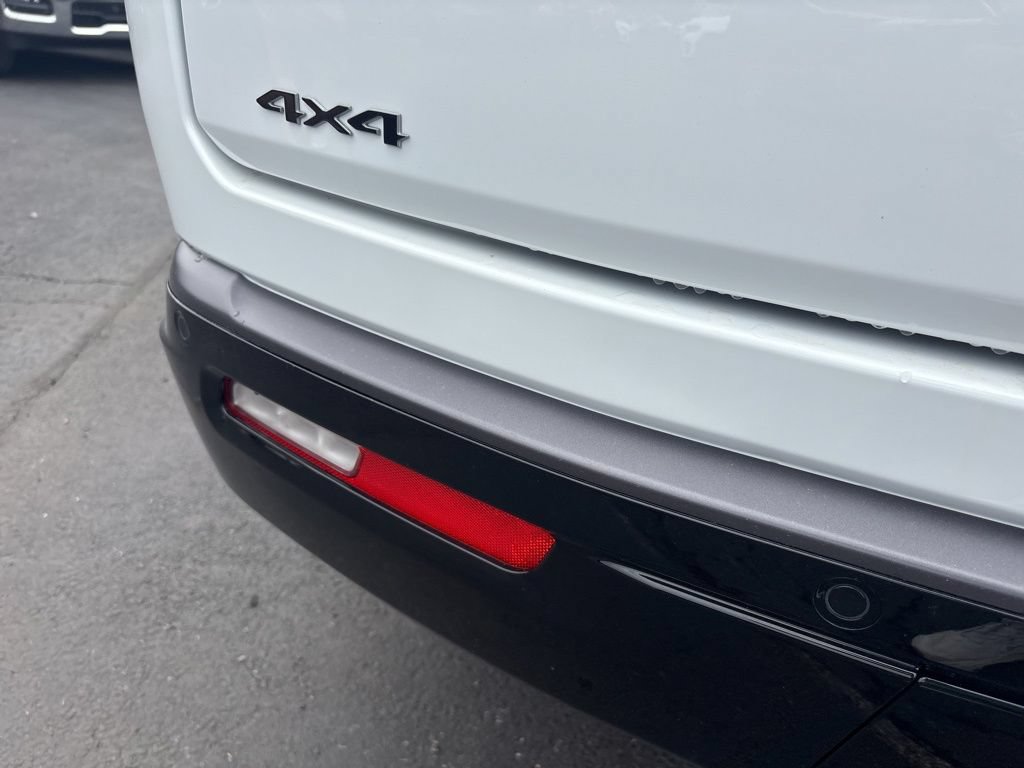 New 2026 Jeep Grand Wagoneer Limited AWD/4WD image 13