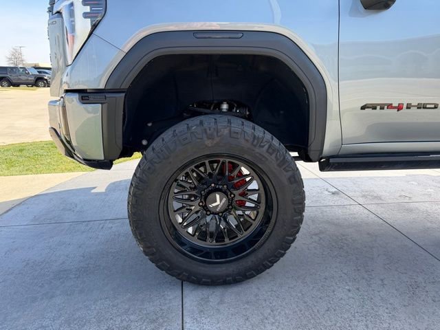 Used 2024 GMC Sierra 2500 AT4 w/ AT4 Premium Plus Package image 4