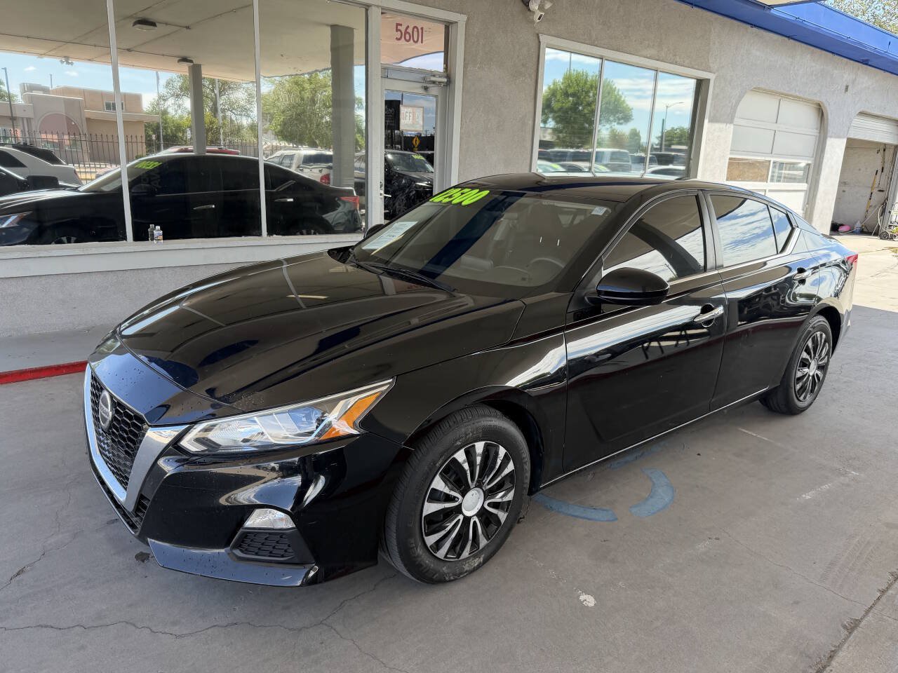 Used 2020 Nissan Altima 2.5 S FWD image 3