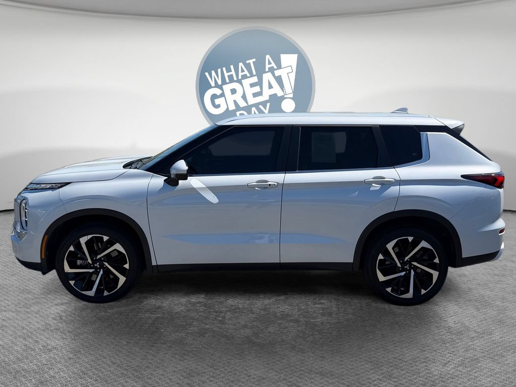 Used 2024 Mitsubishi Outlander SE AWD/4WD image 7