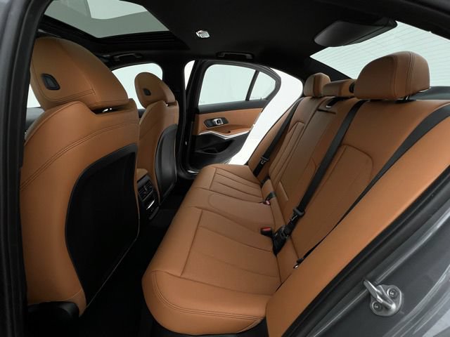 New 2026 BMW 330i xDrive Sedan w/ Premium Package AWD/4WD image 10