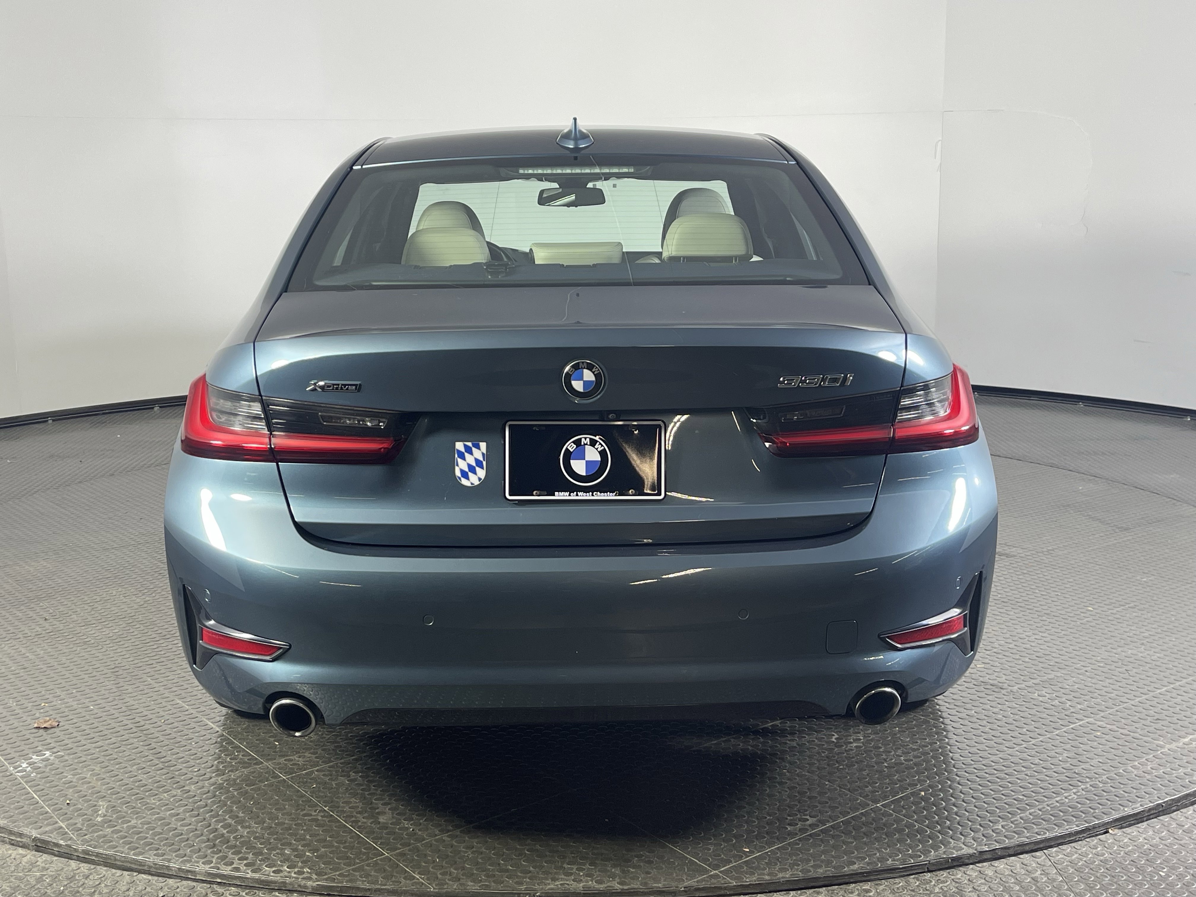 Used 2019 BMW 330i xDrive Sedan w/ Driving Assistance Package image 7