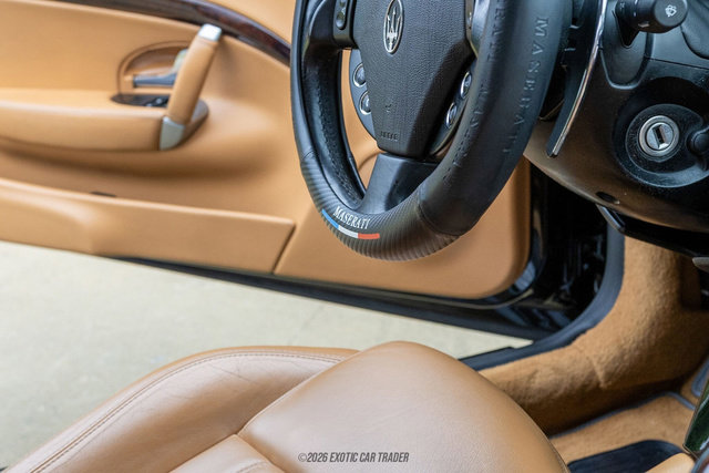 Used 2011 Maserati GranTurismo S RWD image 40