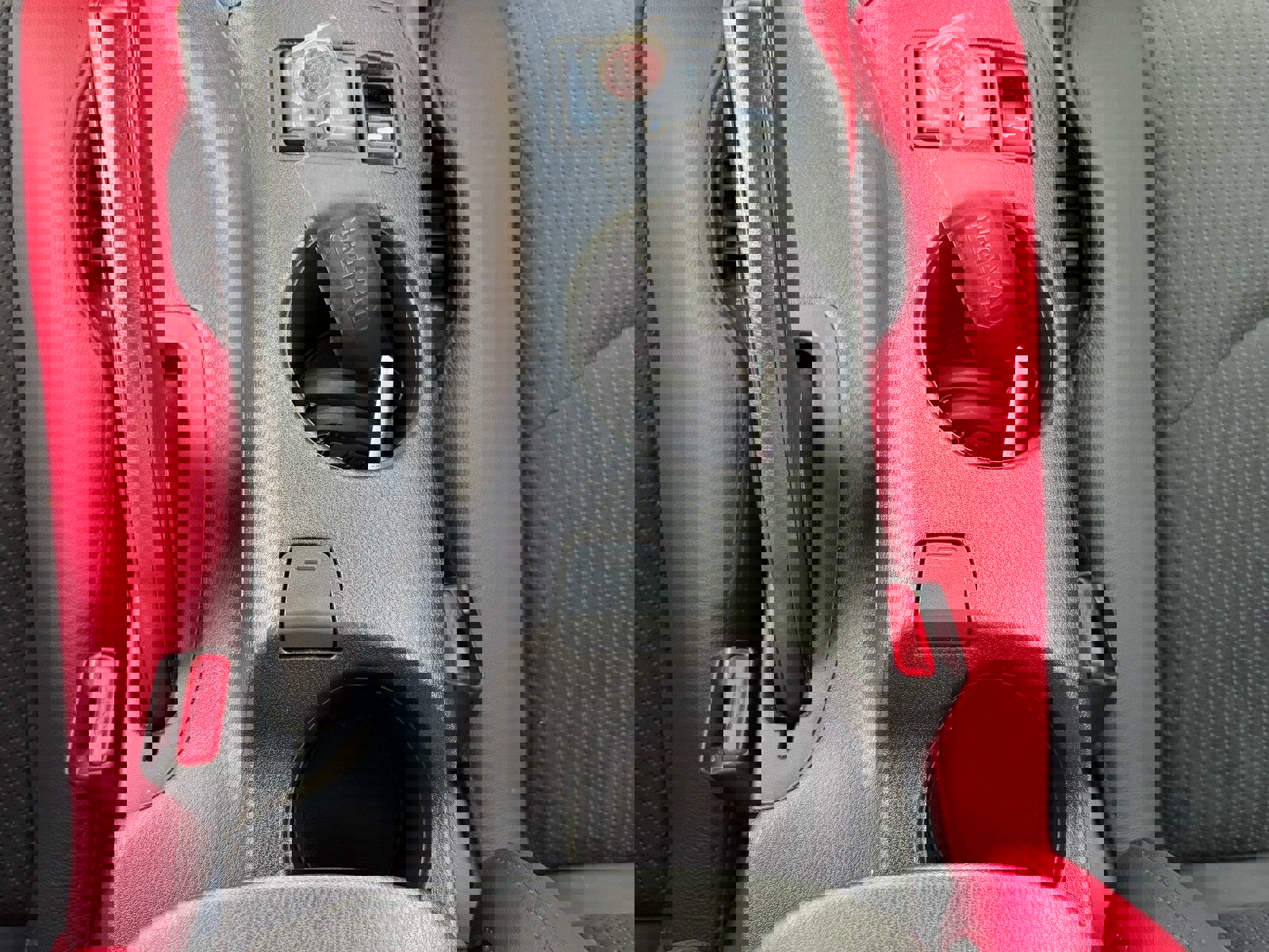 Certified 2024 Nissan Z Performance w/ Floor Mat Package image 28