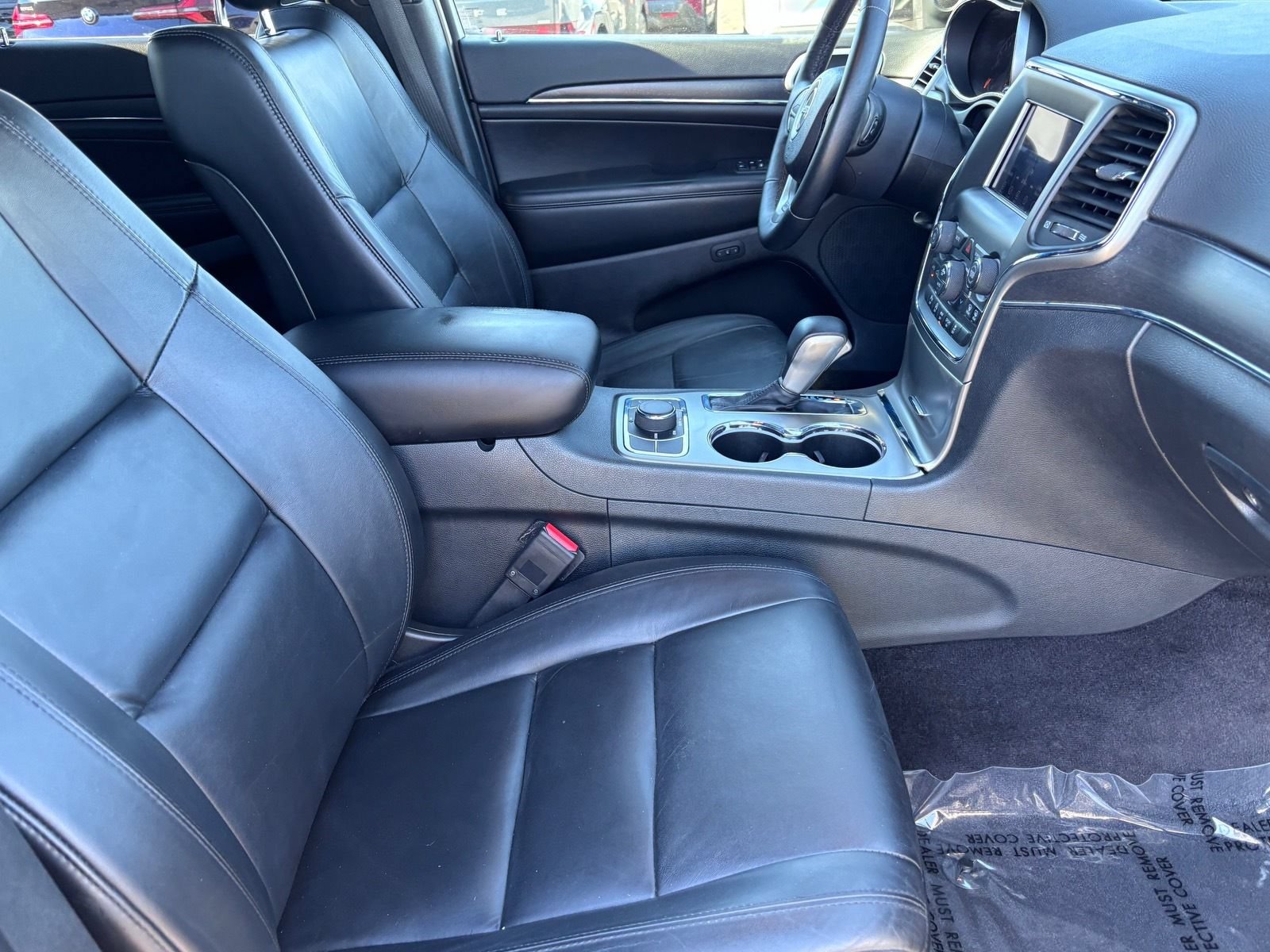 Used 2018 Jeep Grand Cherokee Limited AWD/4WD image 14